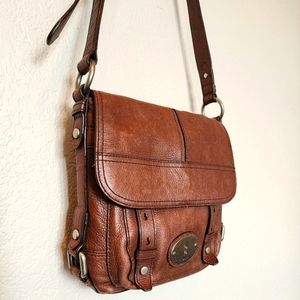 Fossil Leather Keyhole Crossbody Saddle Bag